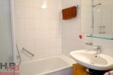 Wannenbad - Sonnendurchflutete 3,5-Zimmer-Maisonettewohnung in Oberneuland