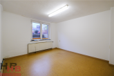 Souterrain Schlafzimmer 1 - Vis-a-Vis Tabakquartier - modernisiertes Altbremer 1-2 Familienhaus mit 8 Zimmern und PKW Carport