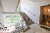 Möblierte 1-Zimmer-Wohnung im Wachmann-Quartier inkl. Tiefgarage - Hausflur und Treppenaufgang