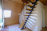 Zweifamilienhaus in ruhiger Waldlage! - Treppe zum Spitzboden (DG)
