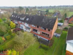 Drohnenfoto - Reihenendhaus mit 6 Zimmern Dachgeschoß ausbaufähig